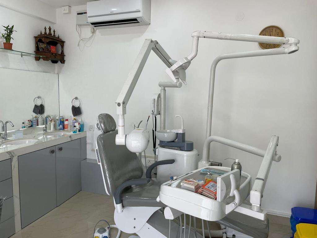 Dentist in Chicalim